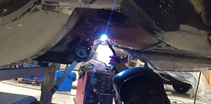 Schweißarbeiten Daimer Benz 280