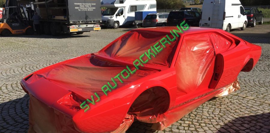 Oldtimer Ferrari Dino Lackierung